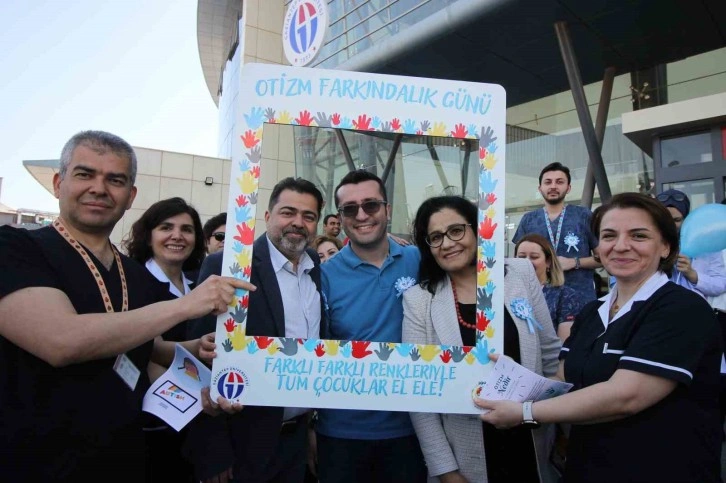 Gaziantep Üniversitesi Çocuk Hastanesi’nde Otizm Farkındalık Etkinliği Gerçekleştirildi