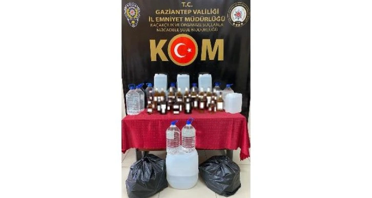 Gaziantep’te bin 970 litre kaçak alkol ele geçirildi