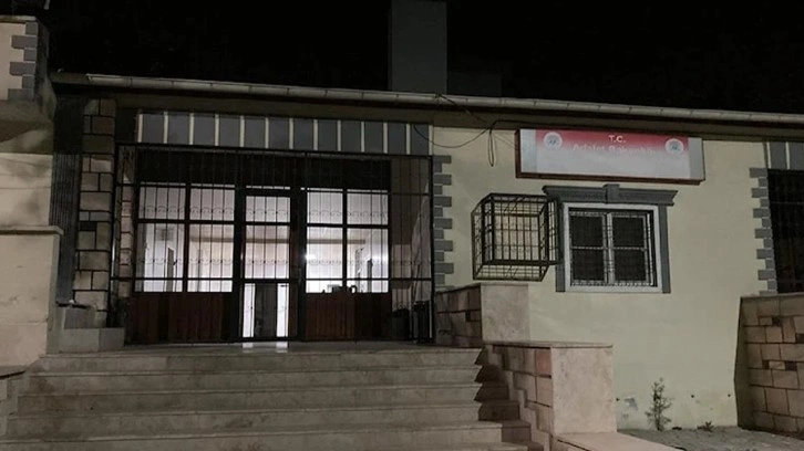 Gaziantep'te kon donduran olay. 3 yaşındaki kız çocuğun cansız bedeni derin dondurucudan çıktı