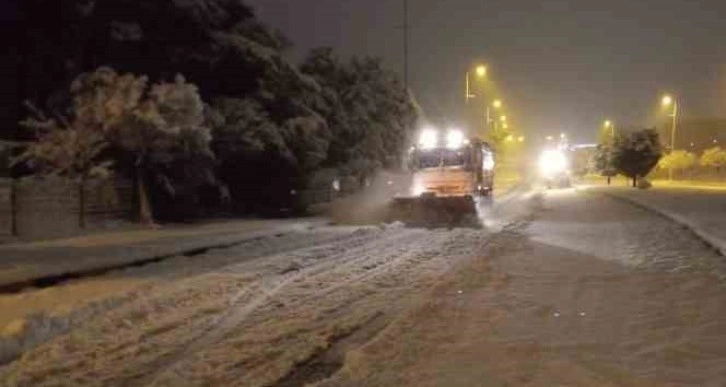 Gaziantep’te yoğun karla mücadele