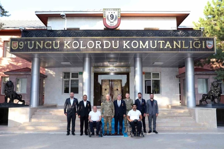 Gazilerden Tümgeneral Sayın Tevfik Algan’a ziyaret
