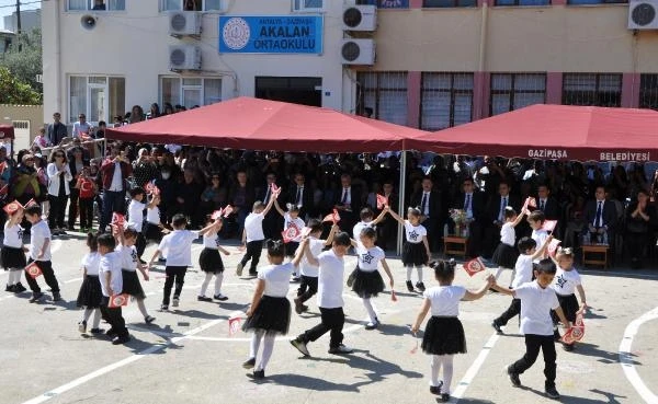 Gazipaşa'da 23 Nisan kutlaması