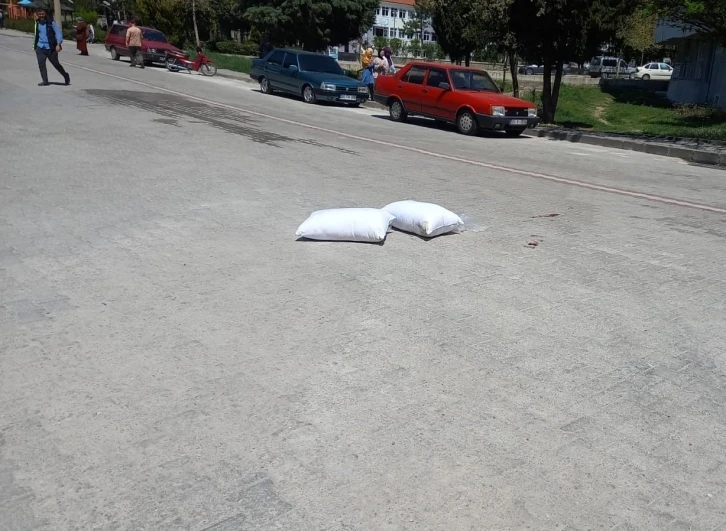 Gediz’de beton mikserinin çarptığı kadın hayatını kaybetti
