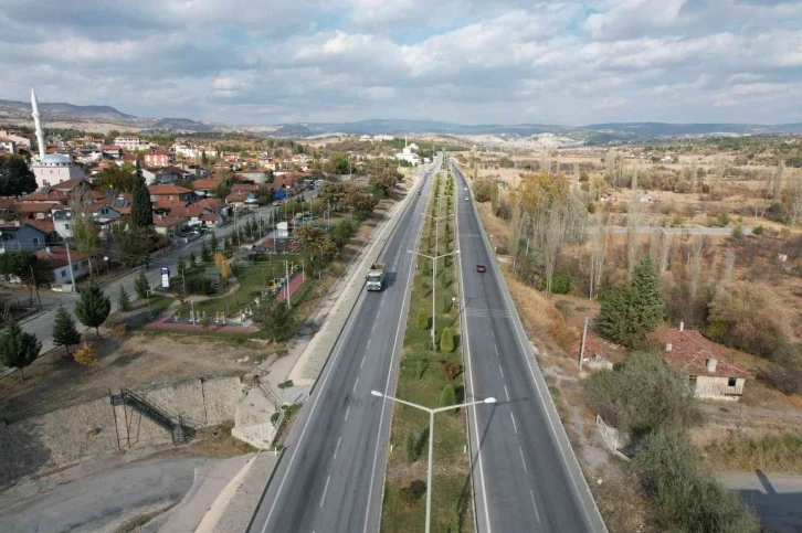 Gediz’de yeşil alanlara kış bakımı
