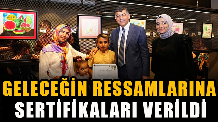 Geleceğin ressamlarına sertifikaları verildi