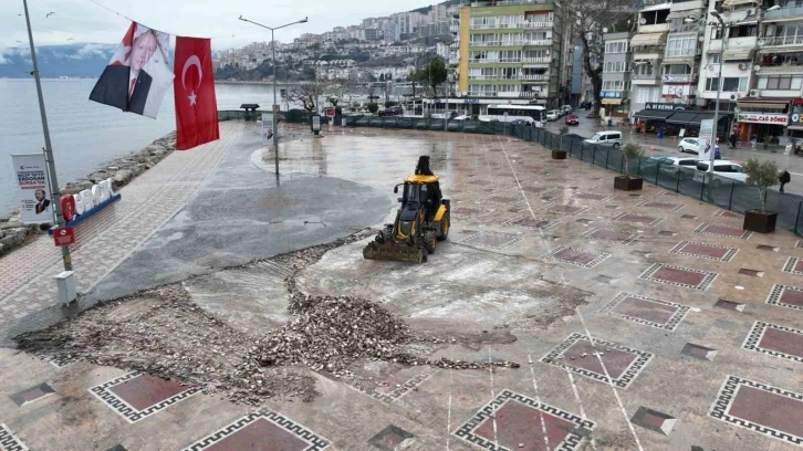 Gemlik meydanına estetik dokunuş
