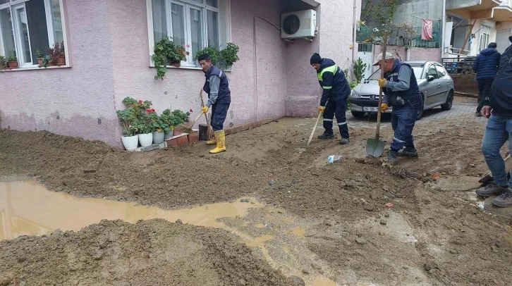 Gemlik’te felaketin yaraları sarılıyor
