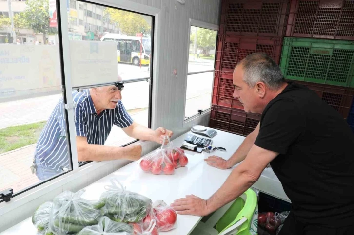 Gemlik’teki o büfeler 8 milyon adet ürünü vatandaşlara ucuz ve kaliteli bir şekilde ulaştırdı
