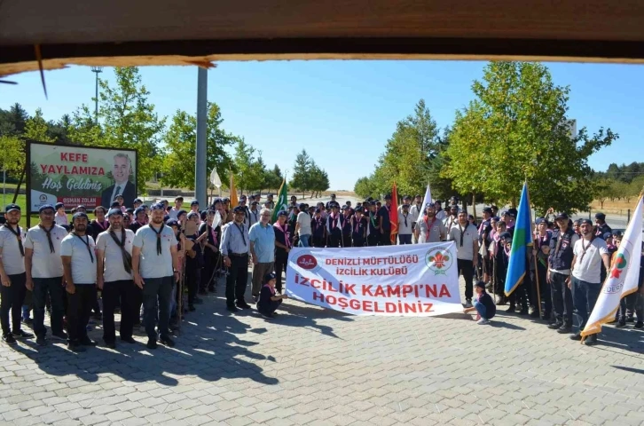 Genç izciler, Kefe Yaylasında çadır kampı gerçekleştirdi
