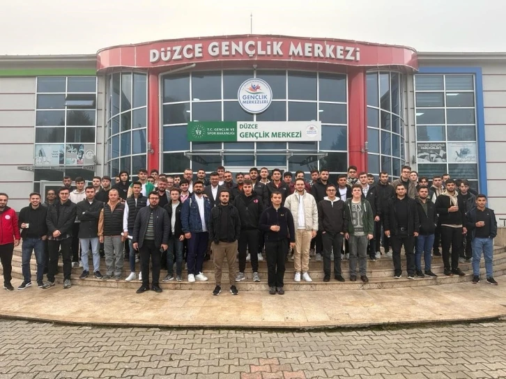 Gençler sabah namazında buluştu
