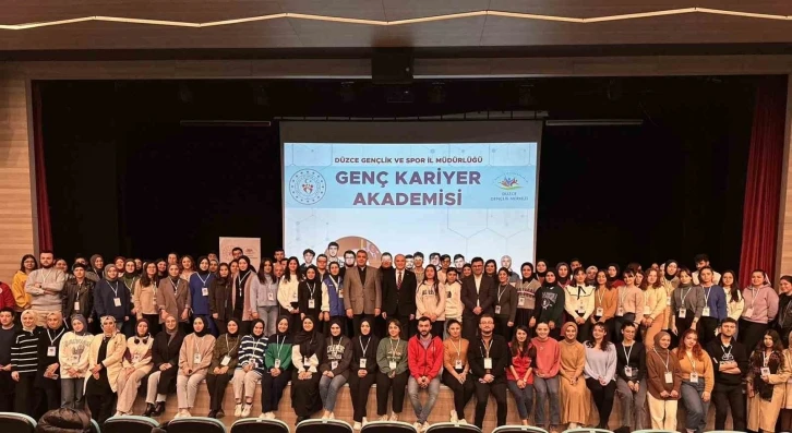 Gençlere tecrübelerini aktardılar
