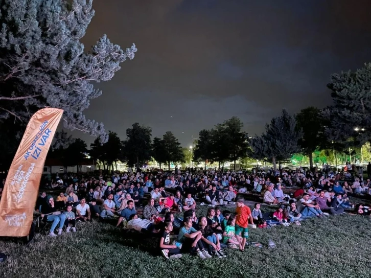 Gençlere yazlık sinema keyfi
