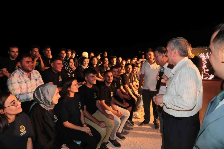 Gençlerin sorularını Beyazgül cevapladı
