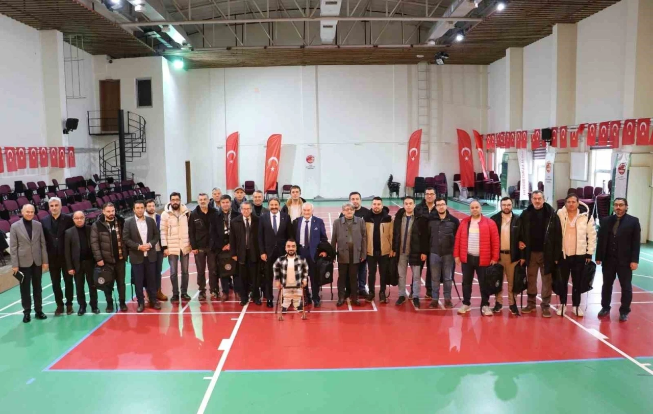 Gençlik ve Spor İl Müdürü Kalın basın mensupları ile bir araya geldi
