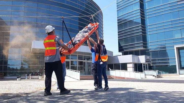 Gerçeği aratmayan tatbikat nefes kesti
