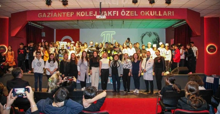 GKV Özel Ortaokulu'nda Dünya Pi Günü Kostüm Yarışması