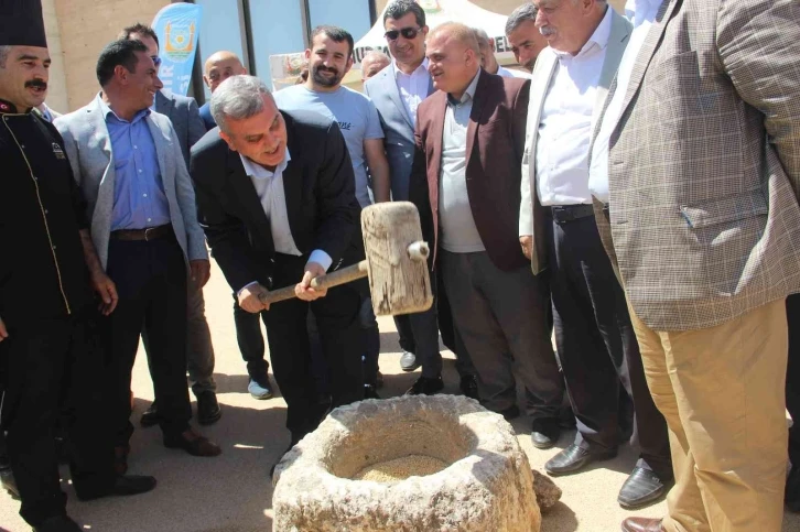 Göbeklitepe’de davullu zurnalı buğday şenliği
