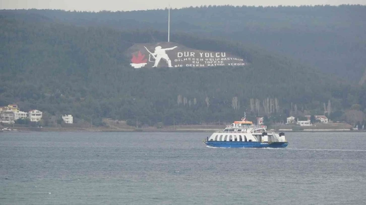 Gökçeada ve Bozcaada’ya bugün ve yarınki feribot seferleri fırtına nedeniyle iptal edildi
