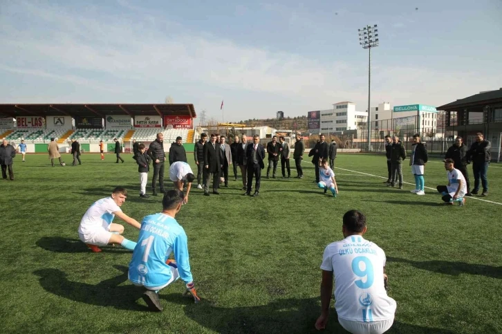 Gölbaşı Belediye Başkanı Şimşek, "İlçe Ocaklar Futbol Turnuvası" açılış maçına katıldı
