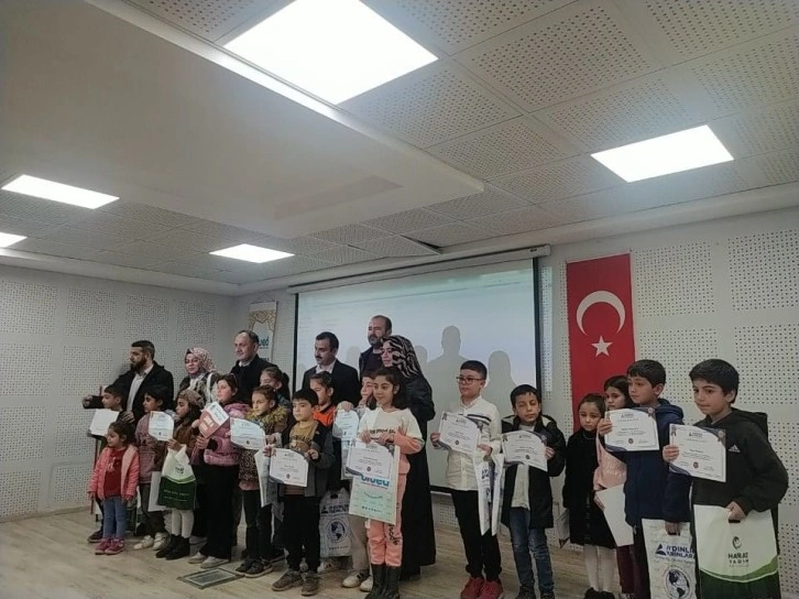 Gölbaşı İmam Hatip Lisesi Öğrencilerine Ödül