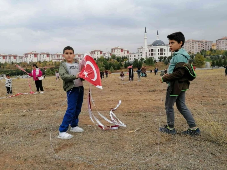 Gölbaşı’nda Uçurtma Şenlikleri düzenlendi
