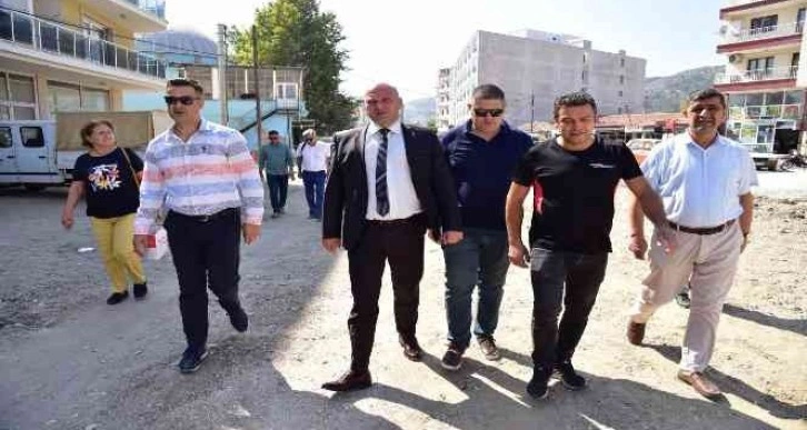 Gölmarmara Uğur Mumcu Caddesi’nde çalışmalar başladı