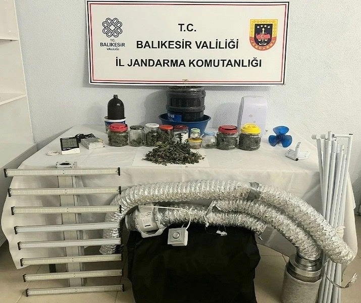 Gönen’de jandarmadan uyuşturucu operasyonu
