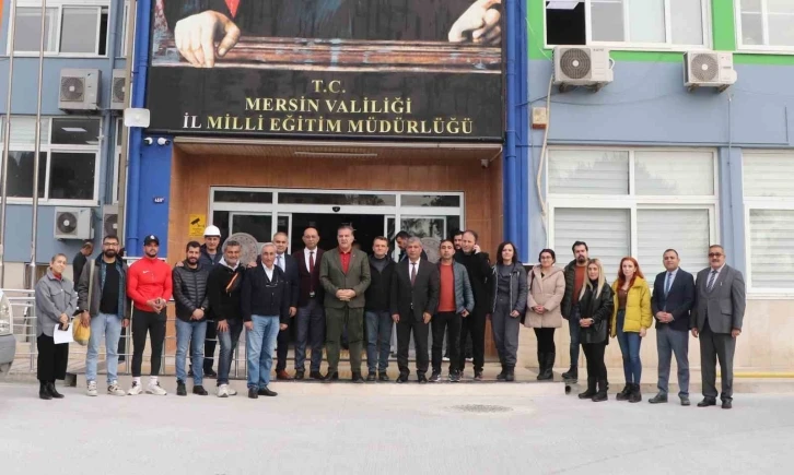 Gönüllü rehber öğretmenler Hatay’a gönderildi
