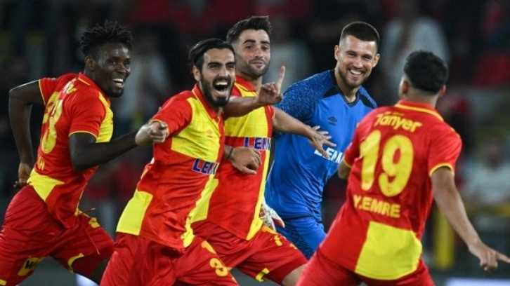 Göztepe Adanaspor'u tek golle geçti