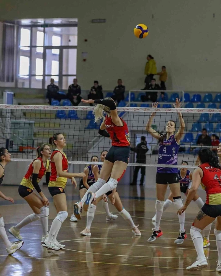 Göztepe Voleybol, rakip tanımıyor
