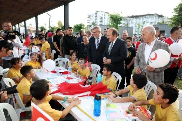 Gültak: Kızılay'ımız dünyanın dört bir yanında yardıma koşuyor