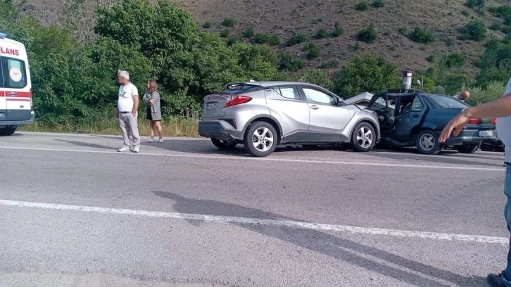 Gümüşhane’de bayram ziyareti dönüşü kaza: 3 yaralı
