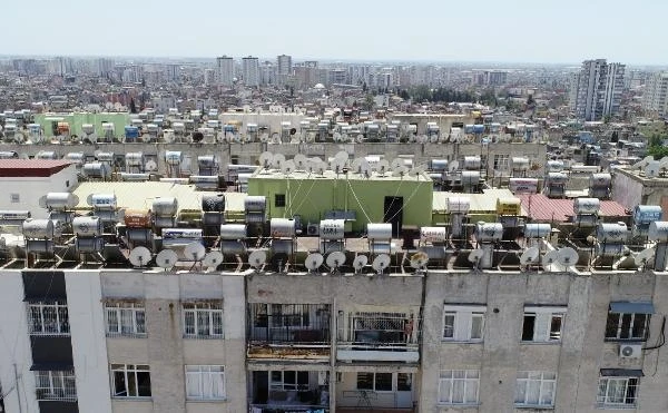 'Güneş enerjileri, depremde binanın yıkılmasına katkıda bulunur' görüşü şehir efsanesi