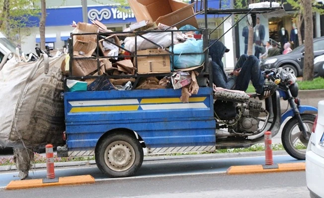 Gürsu’daki atık toplayıcıları sıfır atık bilgi sistemine dahil ediliyor
