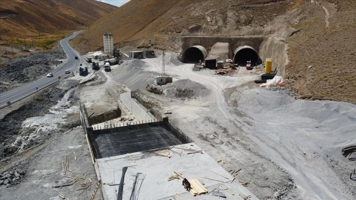 Güzeldere Tüneli'nde sona doğru! Van-Hakkari arası 95 dakikaya düşecek