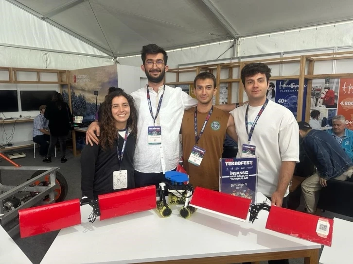 Hacettepe Üniversitesi öğrencilerinden taşınabilir baz istasyonu
