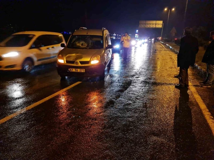 Hafif ticari aracın çarptığı kişi yaralandı
