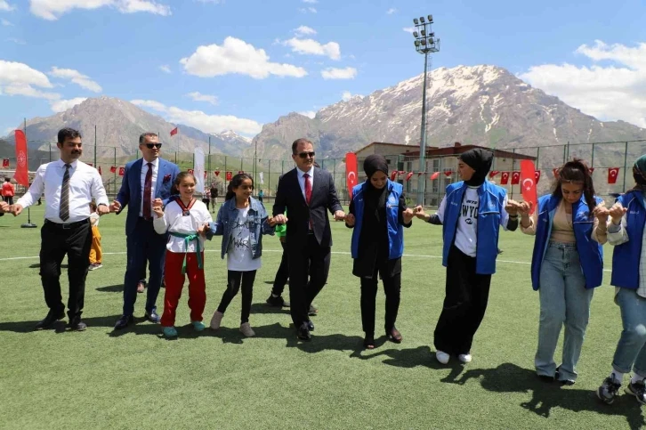 Hakkari’de 19 Mayıs Atatürk’ü Anma, Gençlik ve Spor Bayramı coşkusu
