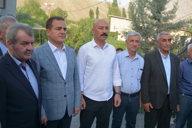 Hakkari’de iki aile arasındaki husumet barışla sonuçlandı
