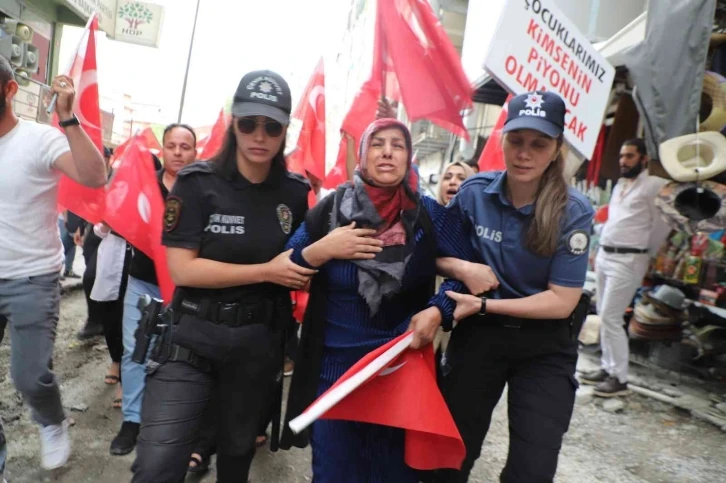 Hakkari’deki annelerin evlat nöbeti 30. haftada
