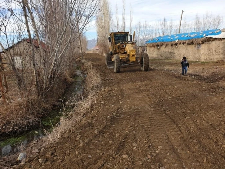 Hakkari İl Özel İdaresi’nden hizmet atağı
