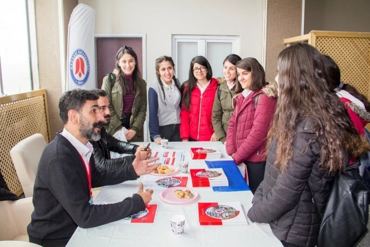 Hakkari Üniversitesinden öğrencilere tercih desteği
