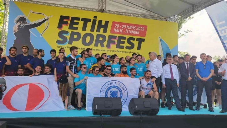 Haliç’teki Fetih Sporfest’te 35 üniversiteden 594 sporcu mücadele etti
