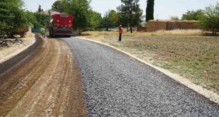 Haliliye Belediyesinden kırsalda asfalt çalışması