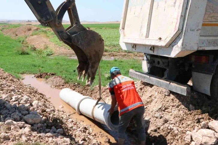 Haliliye’de mahallelerin üst yapı çalışmaları sürüyor
