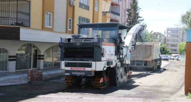 Haliliye’de yol çalışmaları hummalı bir şekilde devam ediyor