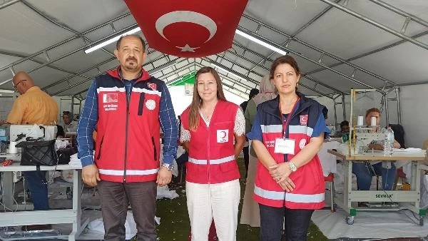 Halk Eğitim Merkezi ve Kızılay işbirliğiyle üretilen nevresimler depremzedelere