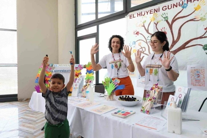 Hatay Büyükşehir Belediyesi ve MKÜ’den hijyen eğitimi
