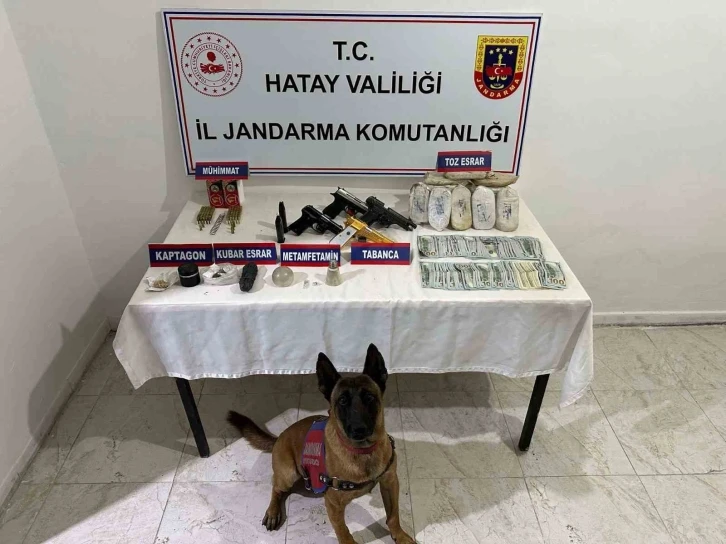 Hatay’da 10 kilo 100 gram esrar ele geçirildi
