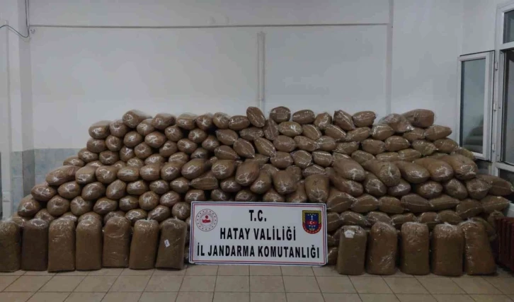 Hatay’da 2 ton kaçak tütün ele geçirildi
